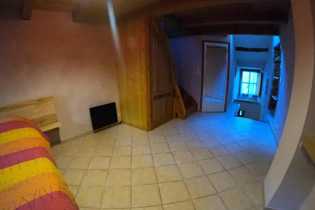 Gite Ispagnac Bagian luar foto